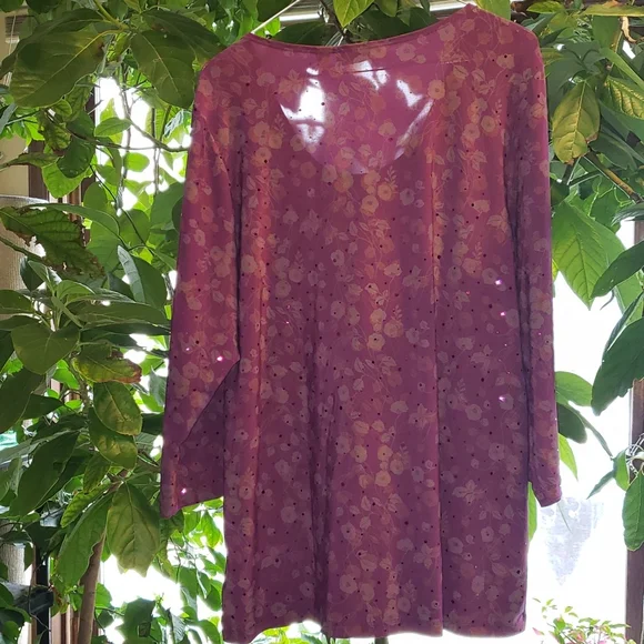 Susan Graver Purple Floral Scoop Neck 3/4 Sleeve Blouse Large - Picture 8 of 9
